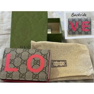Gucci “LOVE” Authentic GG Supreme Limited Edition Wallet New w/ Box & Dust Bag